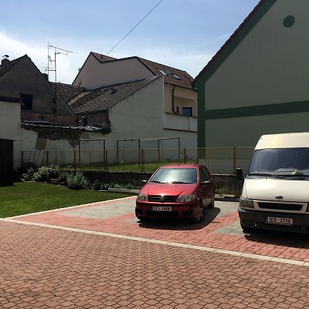 Apartmany Na Sadech Trebon Exterior photo