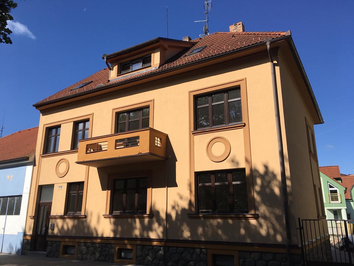 Apartmany Na Sadech Trebon Exterior photo